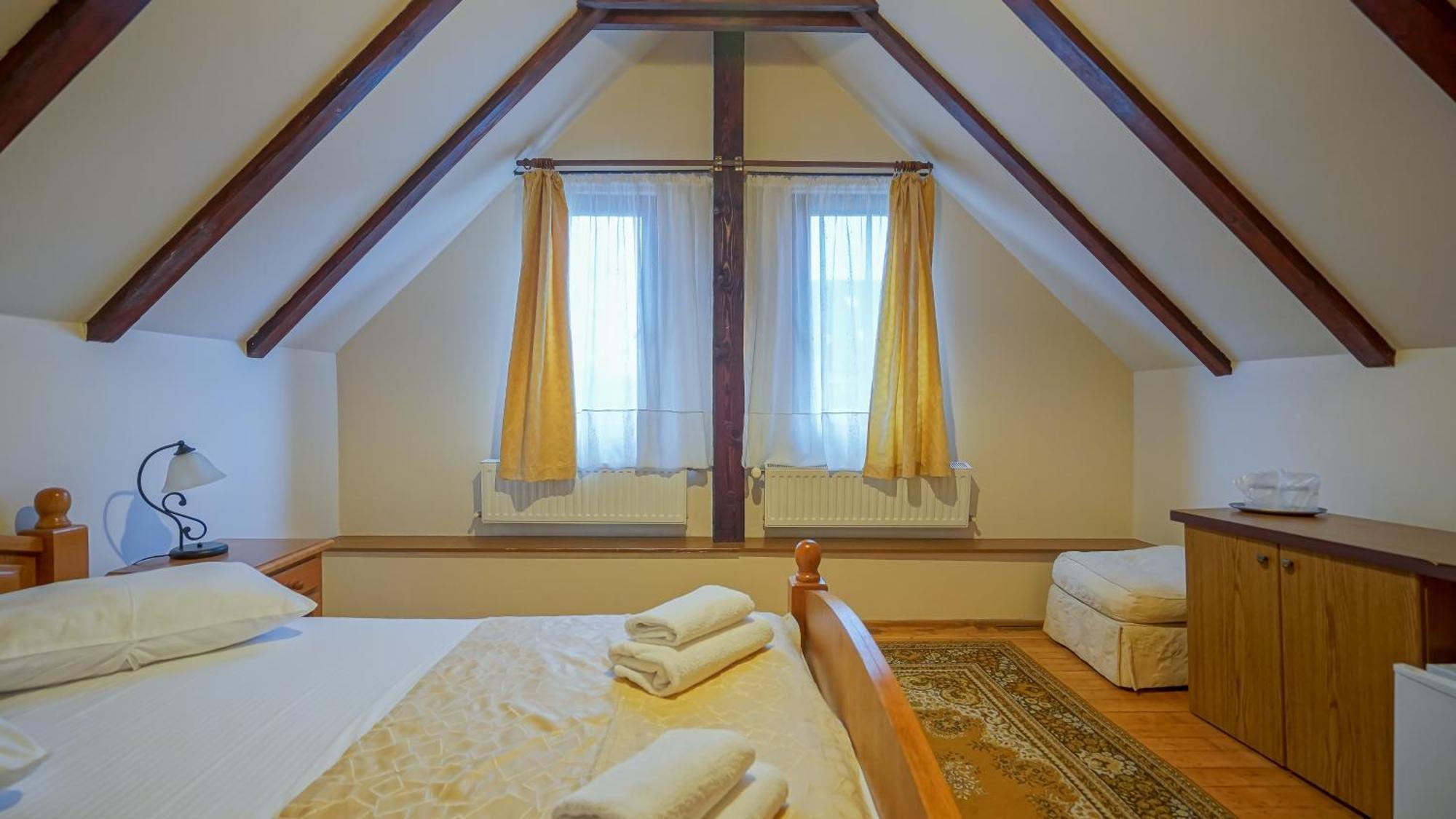 Pension Bavaria Brașov Exterior foto